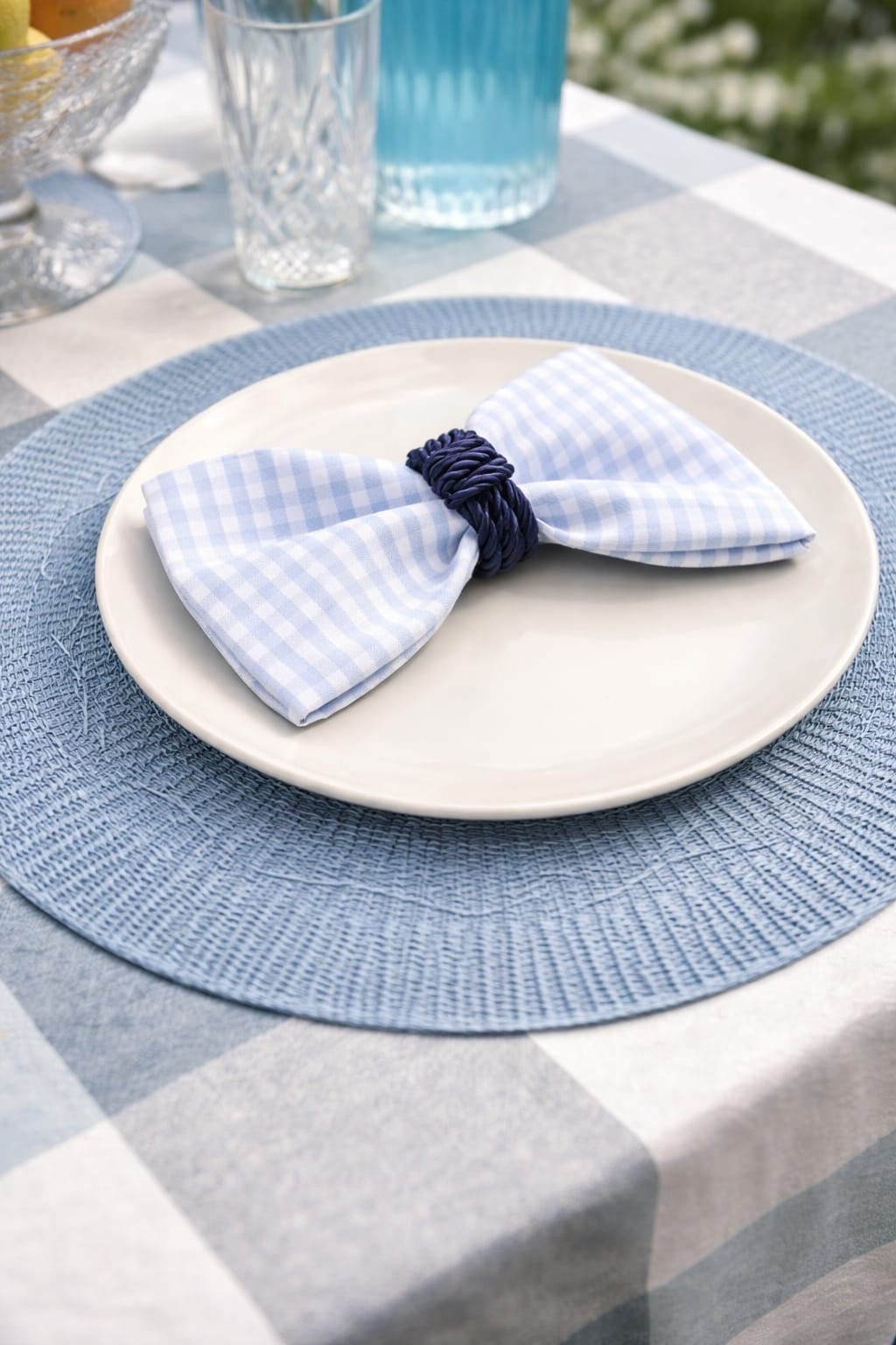 Blue Placemat Set of 6 – Round Table Mats – Elegant Table Decor – Dining Table Setting