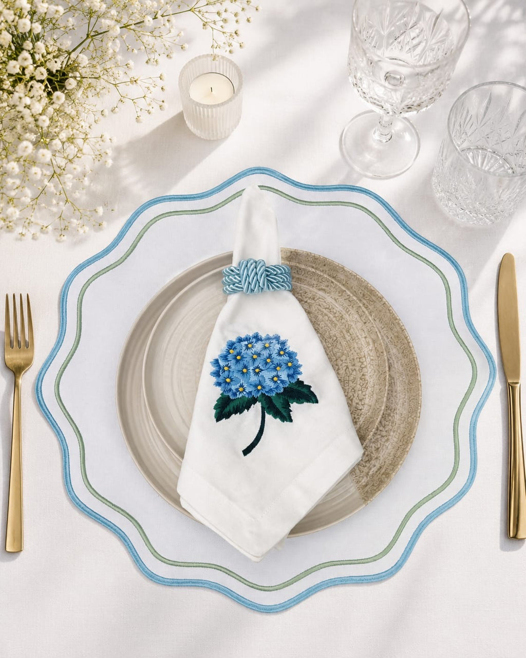 Luxury Hydrangea Blue Table Set for 6 | Handmade Gift Box | ArtByCrosa