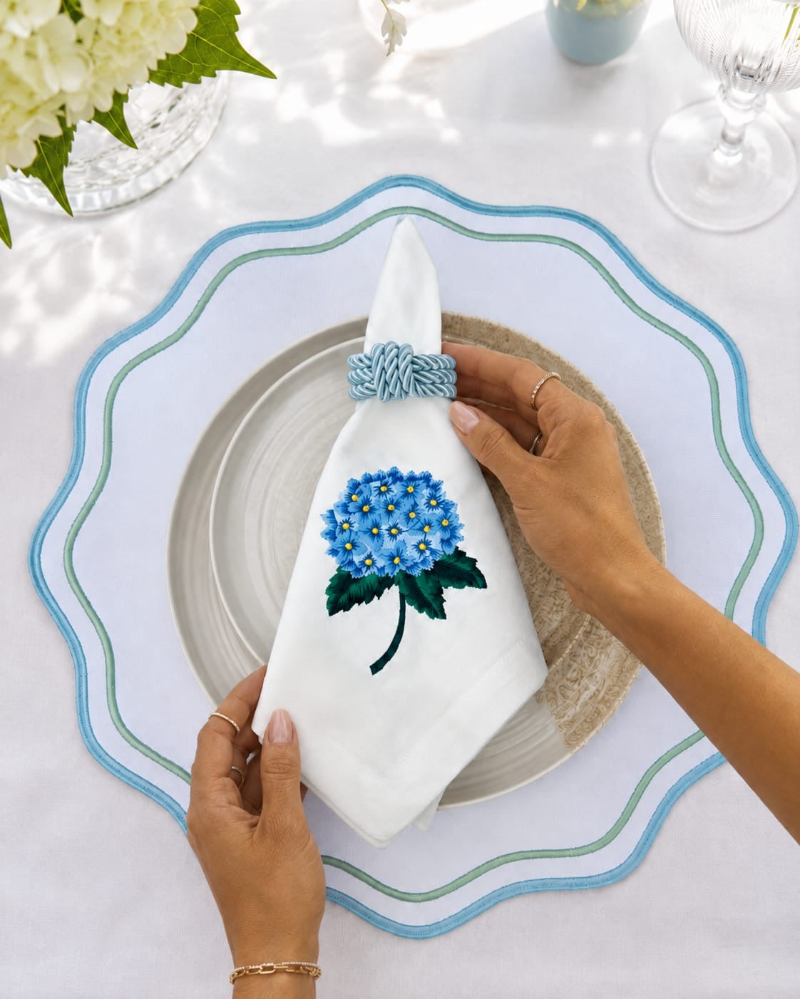 Luxury Hydrangea Blue Table Set for 6 | Handmade Gift Box | ArtByCrosa