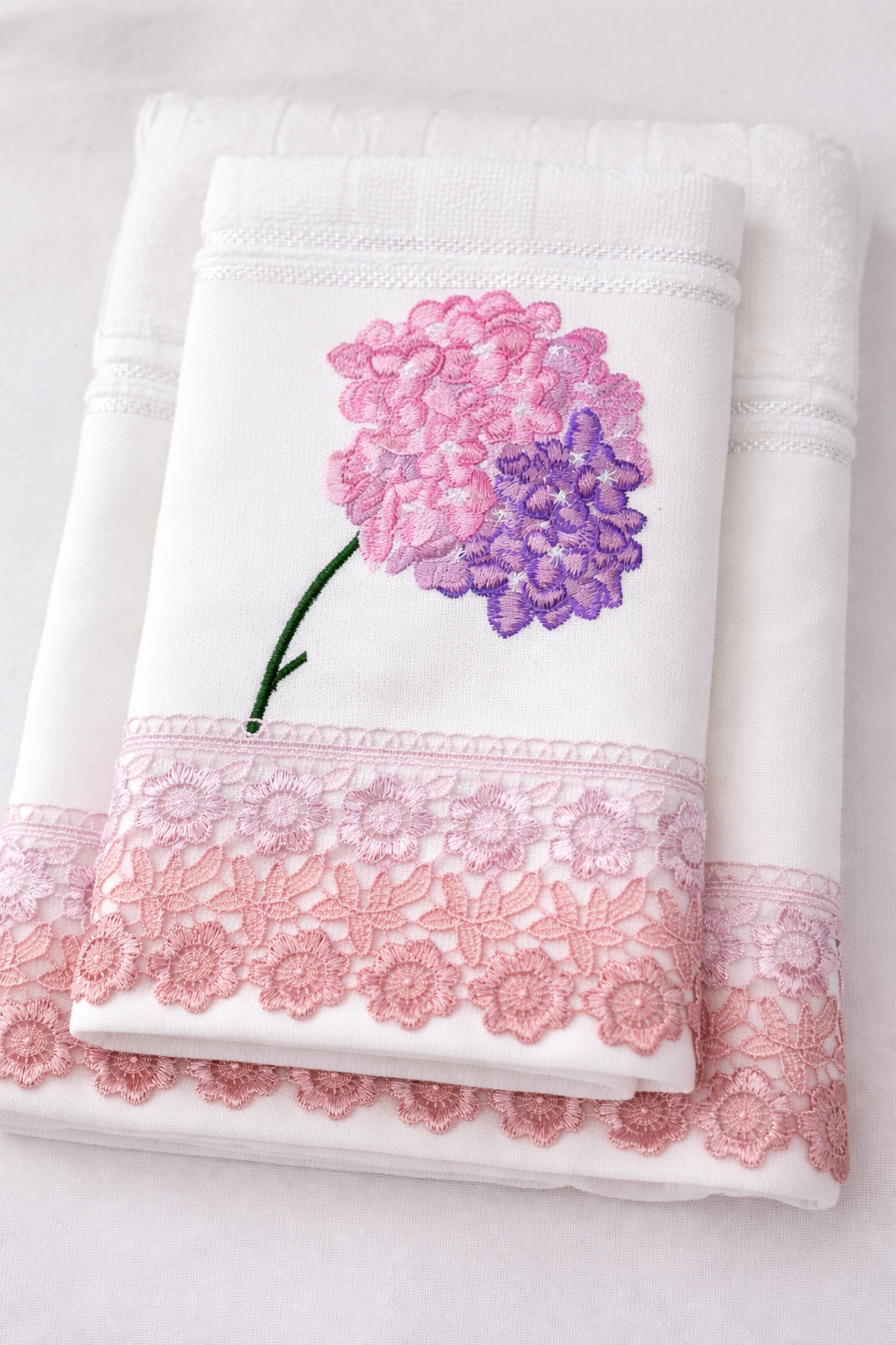 Embroidered Towel Gift Set – Hand & Guest Towels | Mother’s Day & Special Occasion Gift