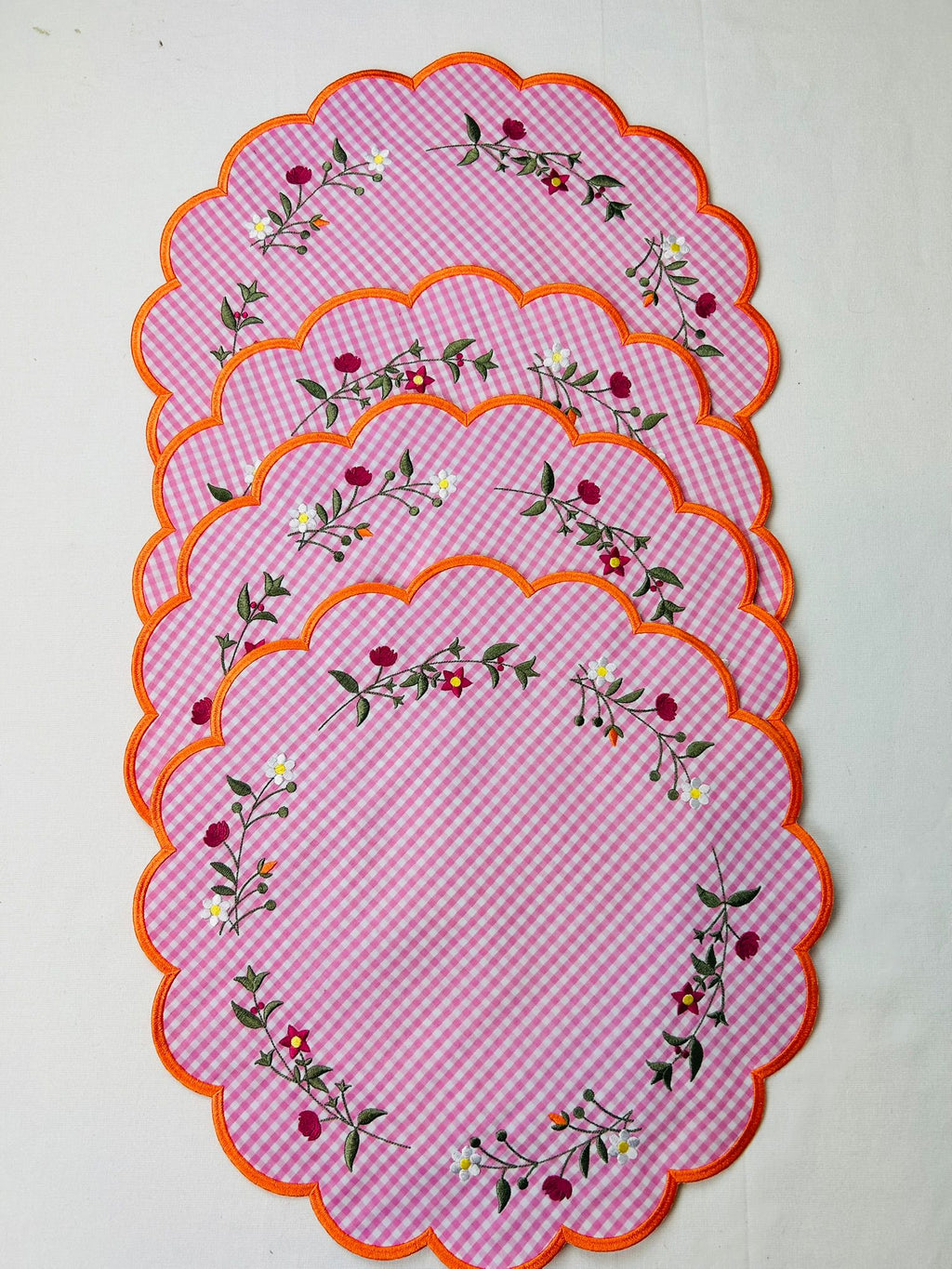 Floral Embroidered Pink Gingham Placemat Set – Handmade Table Decor, Gift for Mom or Housewarming Present set of 6