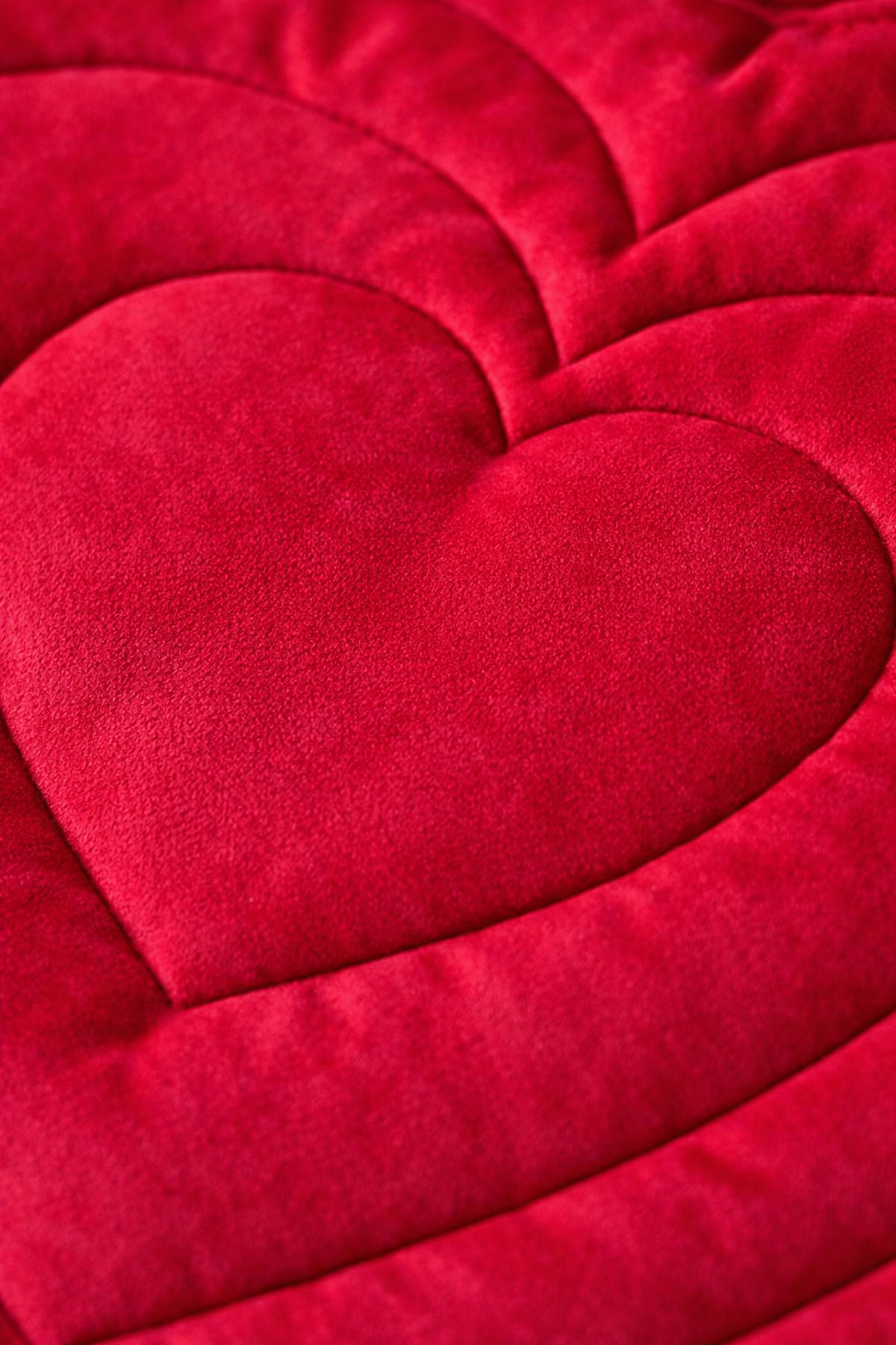 Heart Shaped Placemats – Set of 2 | Valentine’s Table Décor for Romantic Dinners
