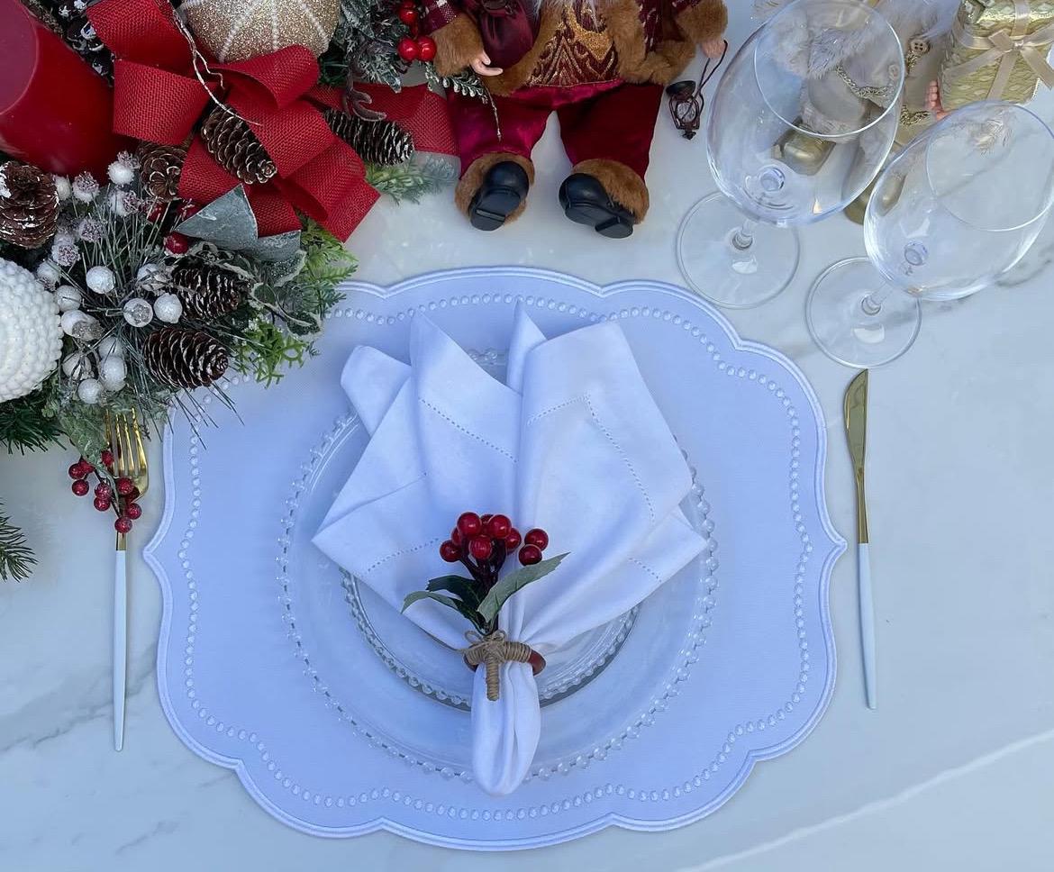 Elegant Table Setting Scalloped Placemat Collection Dotted Trim Design Holiday Dining Accessory Rectangular Table Mat Christmas Dinner Decoration Festive Meal Preparation Beautiful Table Arrangement High Quality Polyester Material